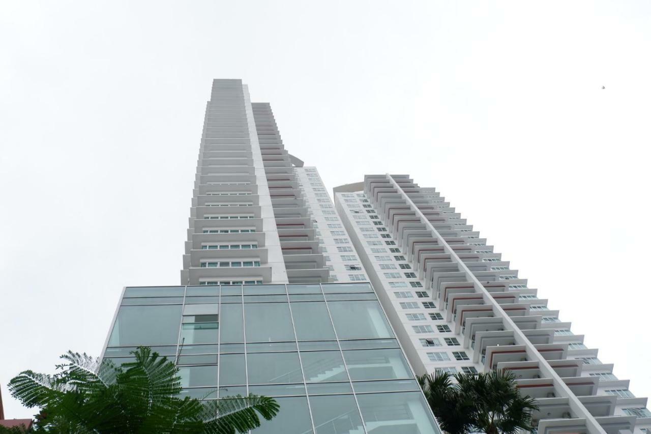 The Pinnacle Tower Johor Bahru Exteriér fotografie